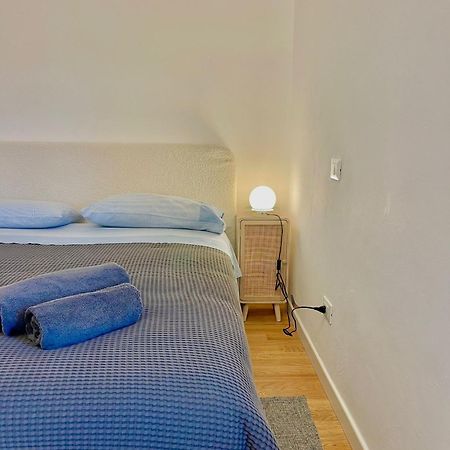 Susannas Lovely New Apartment Ливорно Экстерьер фото