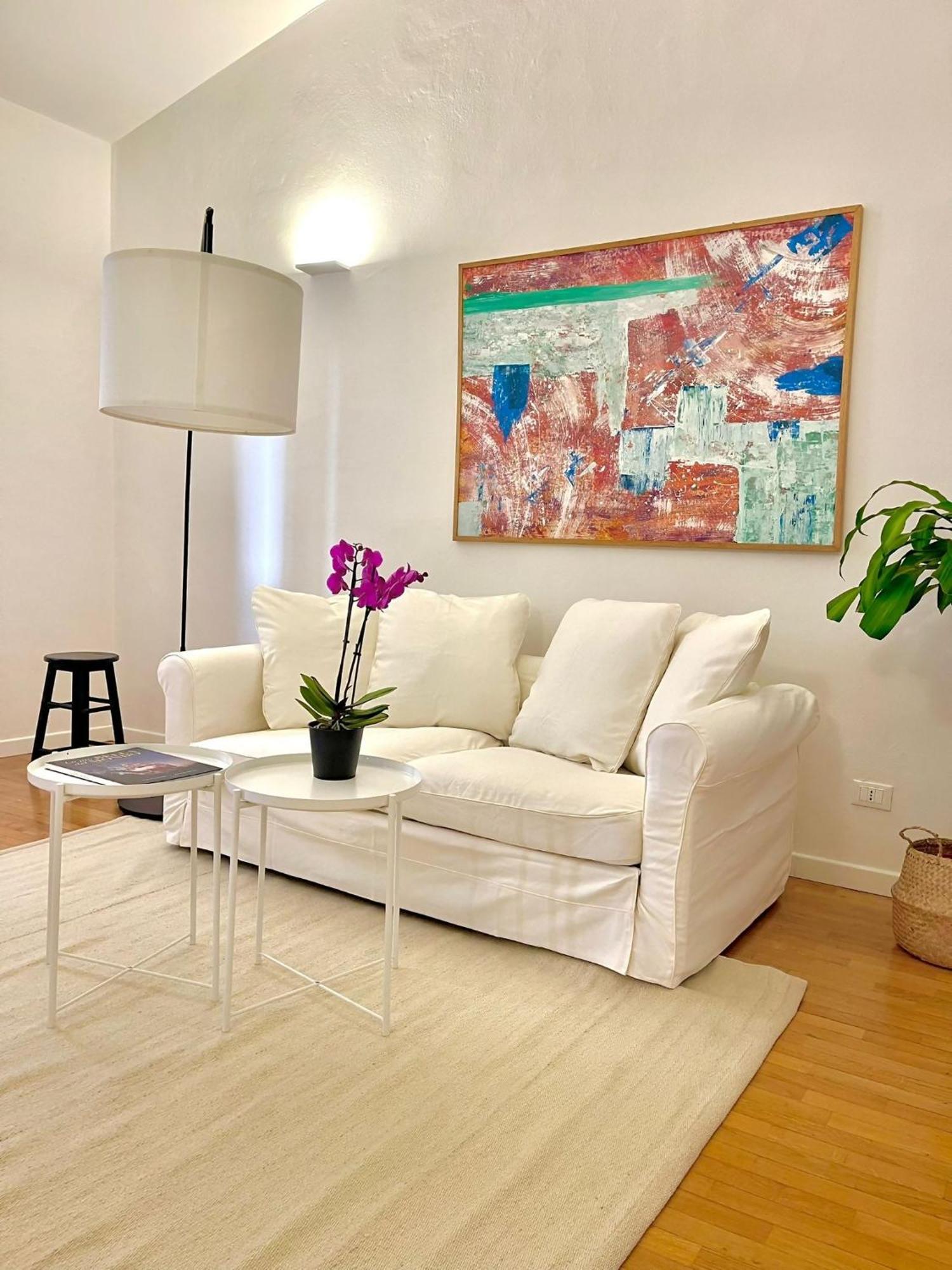 Susannas Lovely New Apartment Ливорно Экстерьер фото